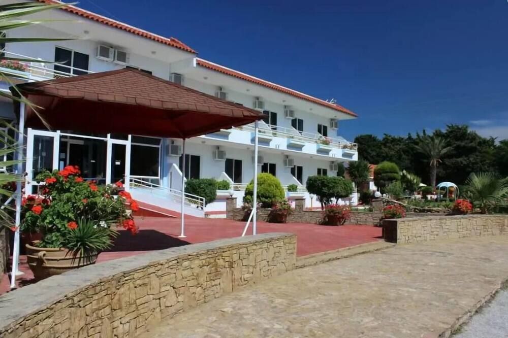 Asterias Bay-Theologos - Theologos - Building