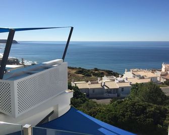 Apartment With sea View - Salema - Balcony