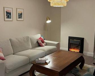 Modern and cozy family home - Sneem - Wohnzimmer