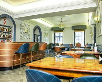 Woodside - Burntisland - Bar