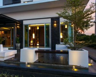 The Zenery Hotel - Lampang - Building