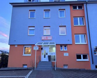 Hotel Soad - Salach - Building