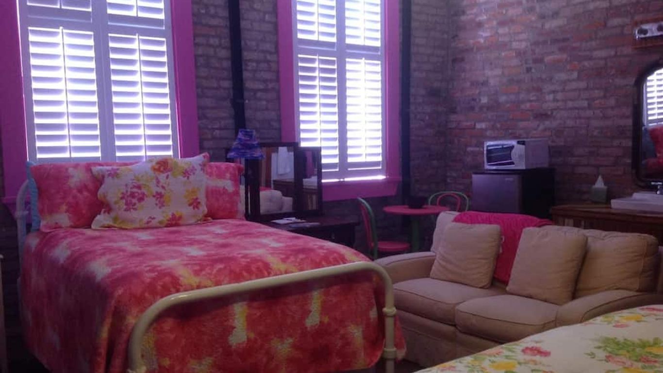 The Main Street Hotel