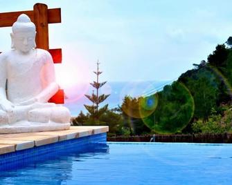 Ibizan house with private pool and sea views.(ETV / 0893-E) - San Juan Bautista - Piscina