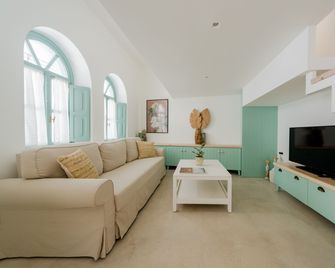 La Casa Degli Archi - Kos - Sala de estar