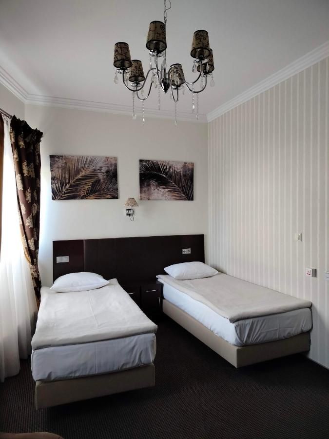 Hotel Sokolowska thumbnail 2