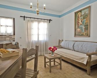 Philoxenia - Karpathos - Living room