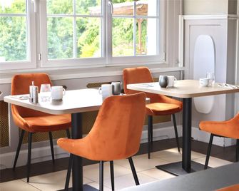 Best Western Hotel Ile de France - Château-Thierry - Dining room
