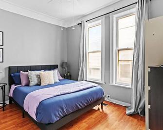 2 Bedroom With Laundry And Parking In Wi - Windsor - Bedroom
