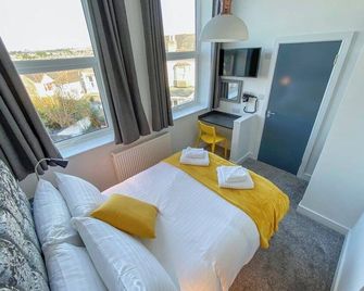 2 bed apartment close to station and city centre - Plymouth - Bedroom