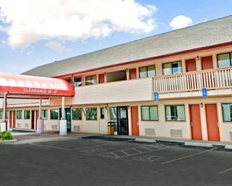 Days Inn Independence - Independence - Edificio