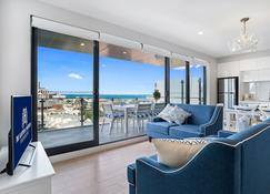 The Hamptons Apartments - Port Melbourne - Melbourne - Wohnzimmer