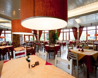 To Balkoni tis Agorianis - Eptálofos - Restaurant