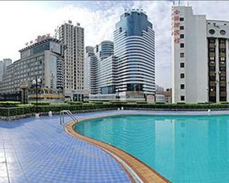 Golden Lustre Hotel - Shenzhen - Pool