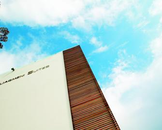 Vouliagmeni Suites - Vouliagméni - Building