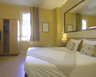 Hotel Bosquet Pau Centre - Pau - Habitación