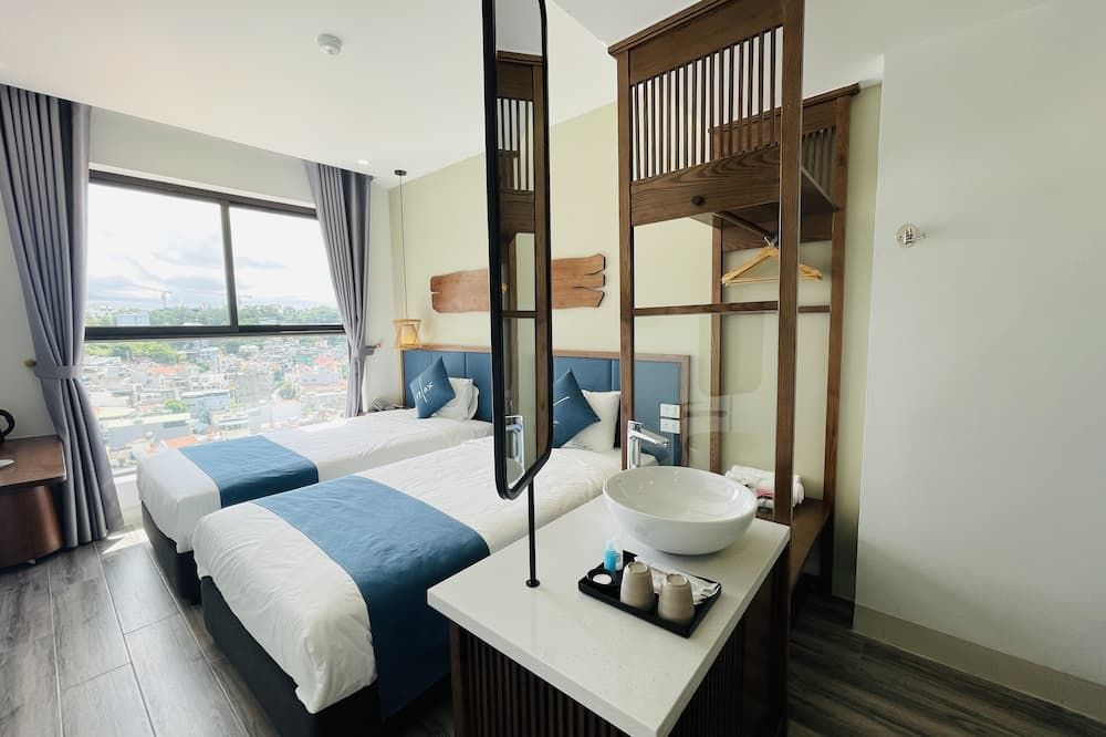 The Light Hotel - Ha Long - Makuuhuone