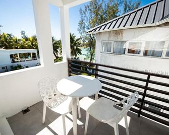 Holiblue - Blue bay - Balkon
