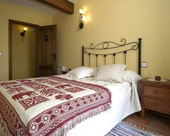 Ciudad de Verdeoliva - Segura de Toro - Bedroom