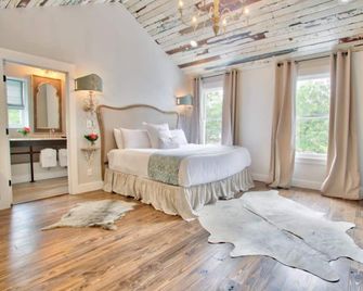The Roost Ocean Springs - Ocean Springs - Спальня