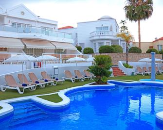 Labranda Bahía Fañabé & Villas - אדייחה - בריכה