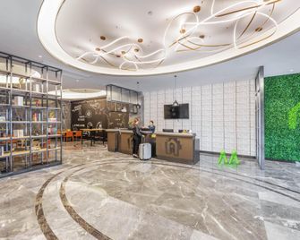 Campanile Hotel Bengbu Wanda Yintai City - Bengbu - Building