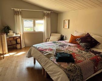 Nice house 5mns from town center and greenway! - Périgueux - Habitación