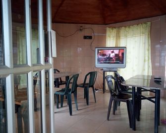 Abeokuta Hill View Hotel - Abeokuta - Restaurante