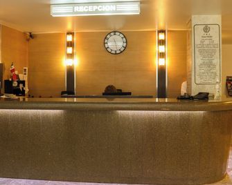 Hotel Milan Mexico City - Mexico City - Front desk