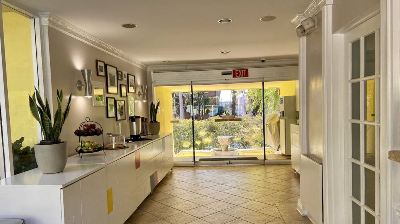 فندق ماجيك كاسل