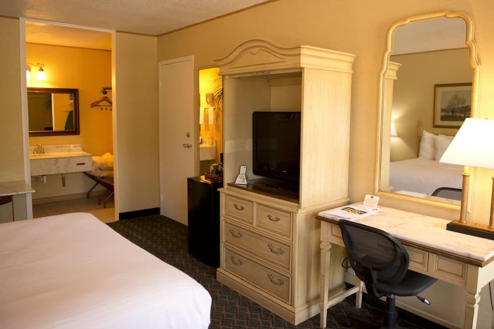 Other view of Travelodge by Wyndham Ogallala