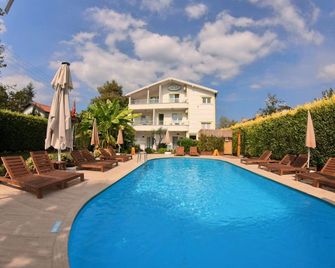 Senler Boutique Hotel - Sapanca - Pool