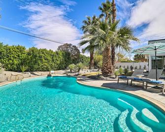Pool and Mountain Views Palm Springs Home! - Palm Springs - Basen
