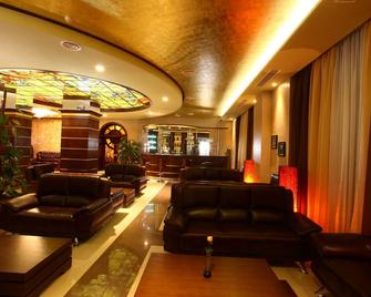 New Nairi Hotel - Yerevan - Hành lang