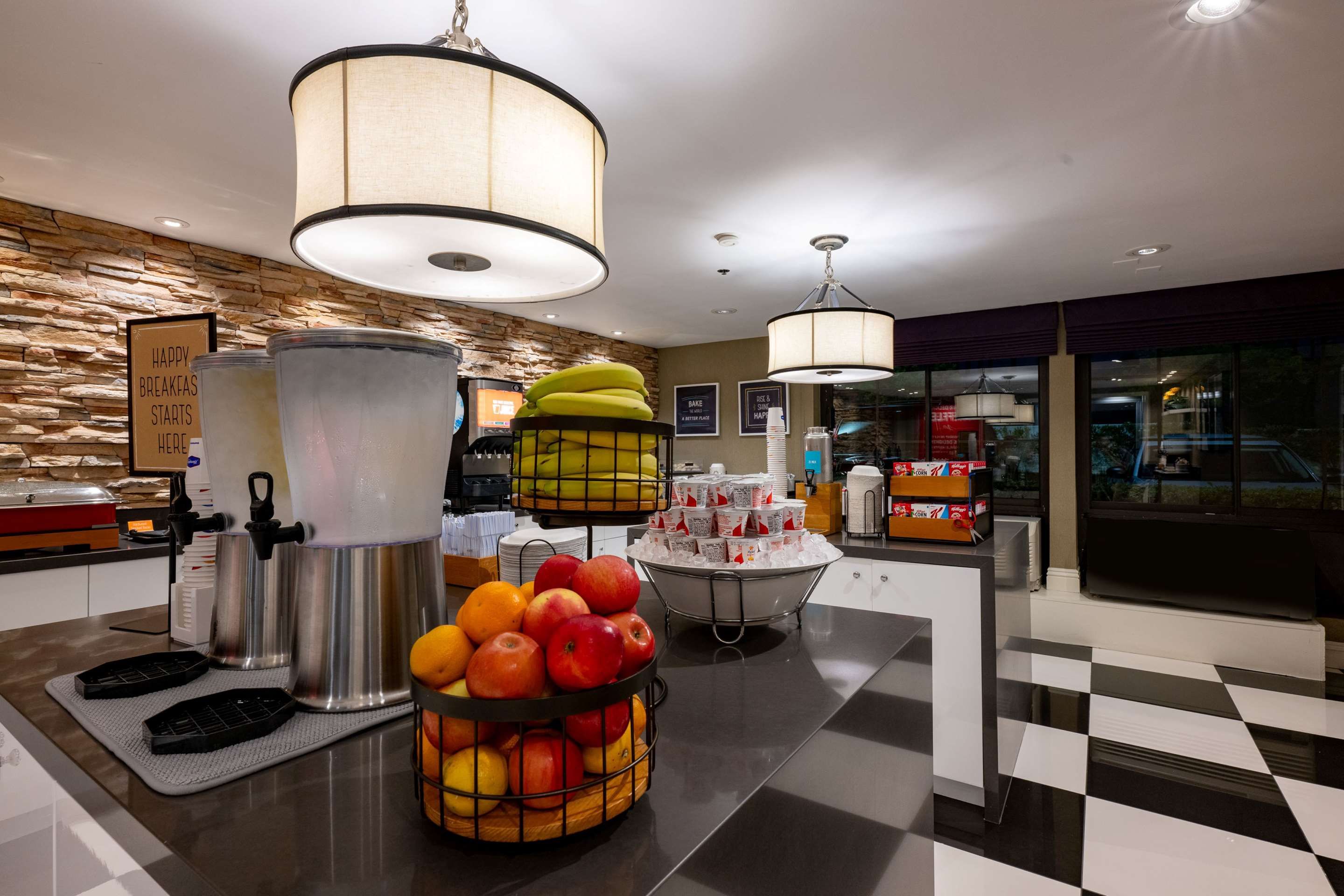 Hampton Inn San Diego-Kearny Mesa thumbnail 3