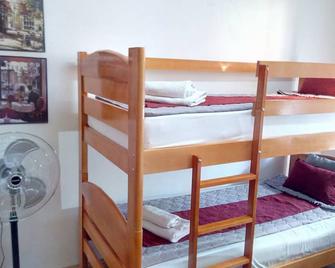 The Most Central Skopje Apartment - Skopje - Schlafzimmer