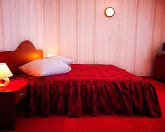 Hotel Rusu - Petroşani - Bedroom