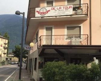 De La Tour - Tirano