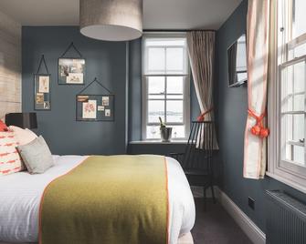 تشين لوكر - فالموث - غرفة نوم