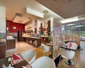 Rezidence Emmy - פראג - מסעדה