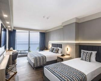 Elysee Rive Hotel - אלניה - חדר שינה