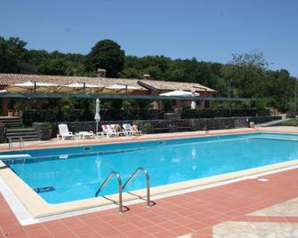 Borgata Baldazza - Linguaglossa - Piscina