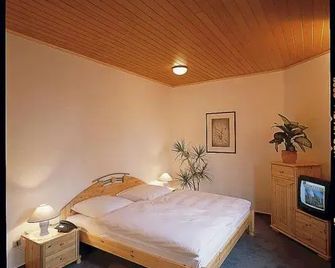 Hotel Naheschlößchen - Bad Münster am Stein-Ebernburg