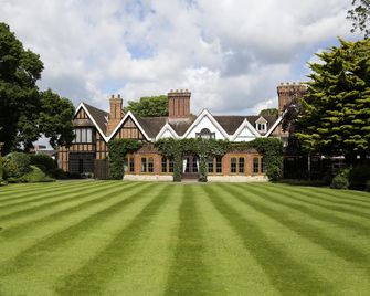 Macdonald Alveston Manor Hotel & Spa - סטרטפורד אפון-אבון