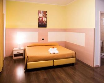 Groane Hotel Residence - Cesano Maderno - Bedroom