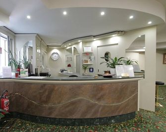 Hotel Europa - Biella - Receptie