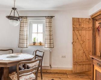 Holiday home in the historic ambience - Sangerhausen - Essbereich