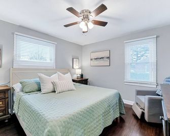 4 Beds + Game Room + Family & Dog Friendly! - Norfolk - Habitación
