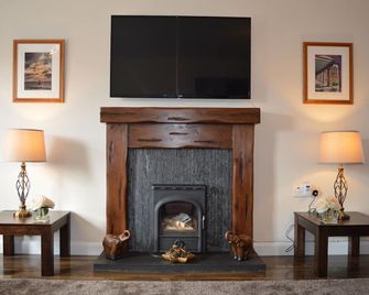 Luxury Portrush Holiday Homes - The Grange, Portrush Sleeps 13 - 6 bedrooms - Portrush - Room amenity