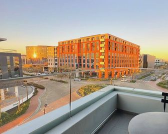 Axis Luxury Apartments by Century City Hotels - Kapsztad - Balkon